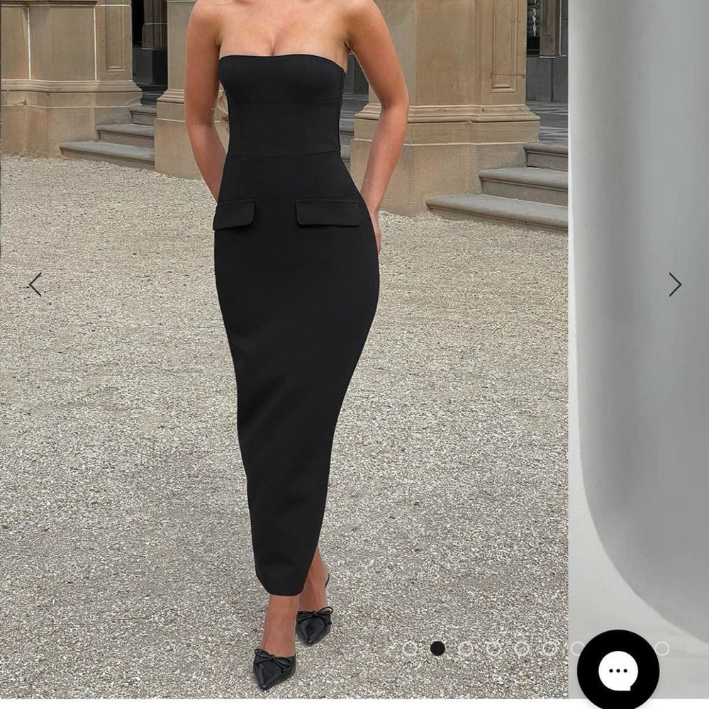 Elegant Strapless Black Dress